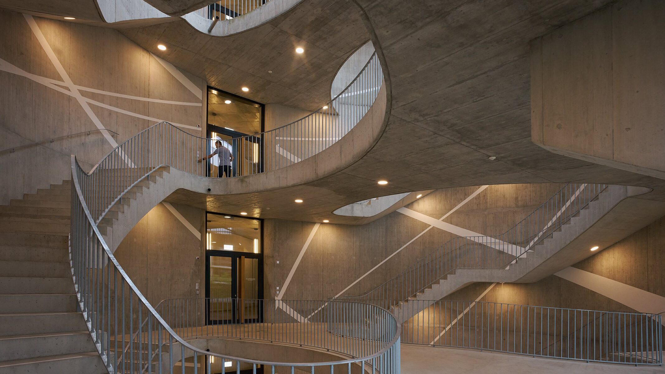 462 cp 230809 lanoo 005 pri aspect ratio 16 9